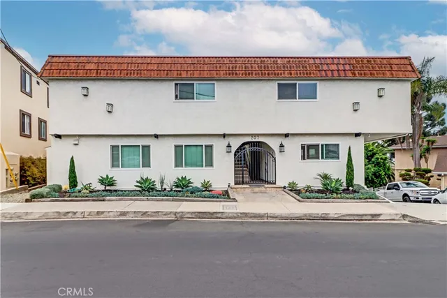 $2,900 | 207 West Marquita, Unit 6, San Clemente, CA 92672