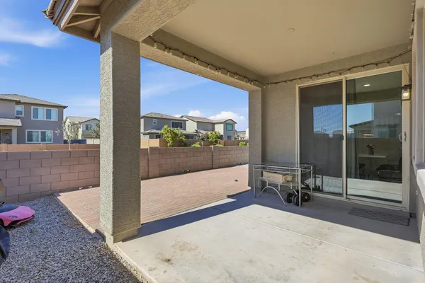 $1,950 | 997 South 150th Drive, Goodyear, AZ 85338