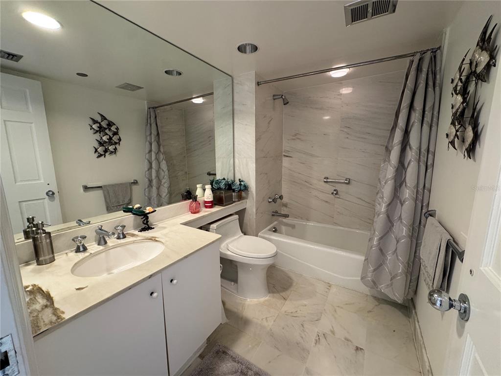 775 Longboat Club Road, Unit 401 Longboat Key, FL 34228 - Photo 16 of 30