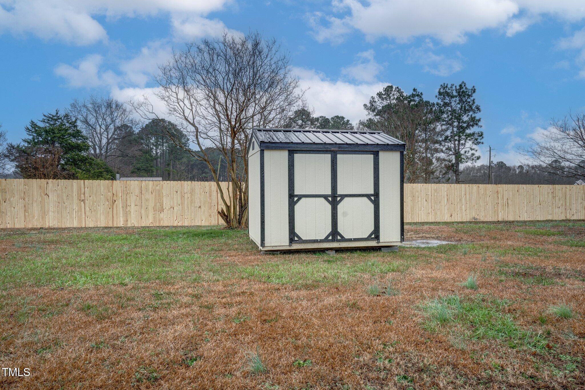 2000 Exum Road Nashville, NC 27856 - Photo 27 of 30 BRAND NEW SHED & NEW Privacy Fencing