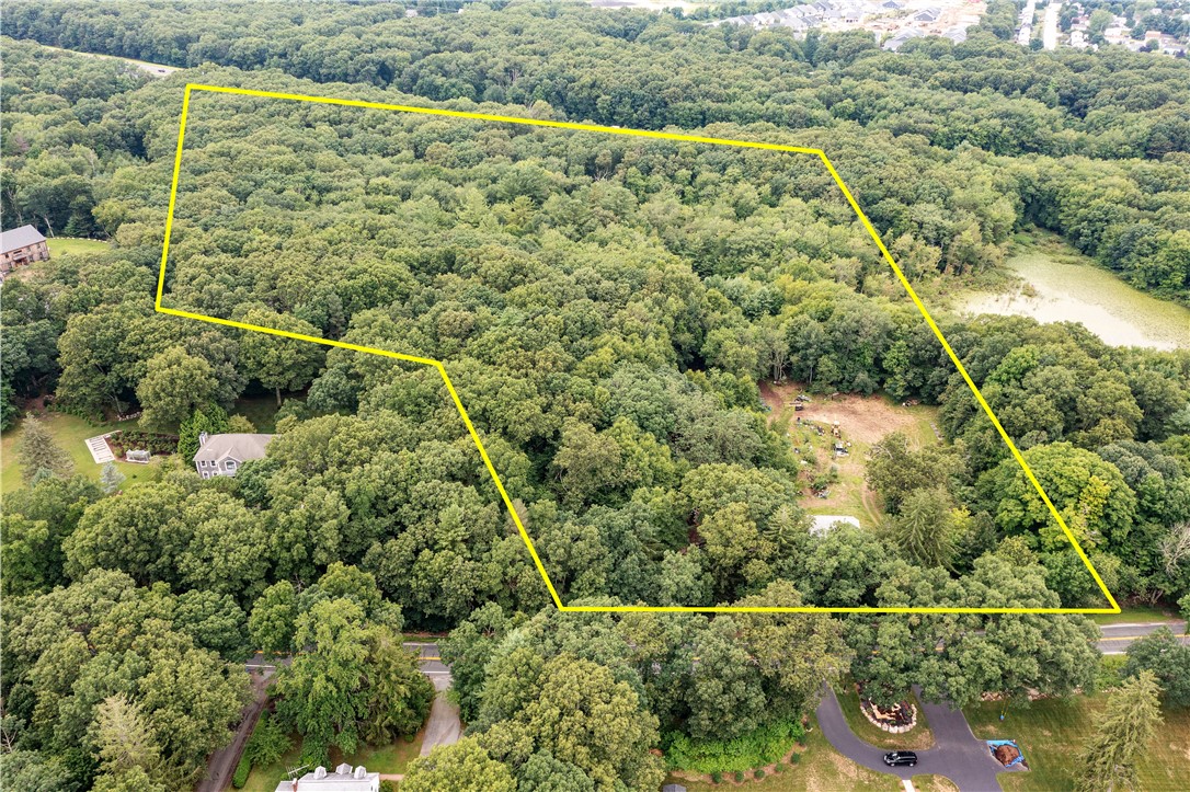 2329 Division Road East Greenwich, RI 02818 - Photo 1 of 5 Gallery Image 1