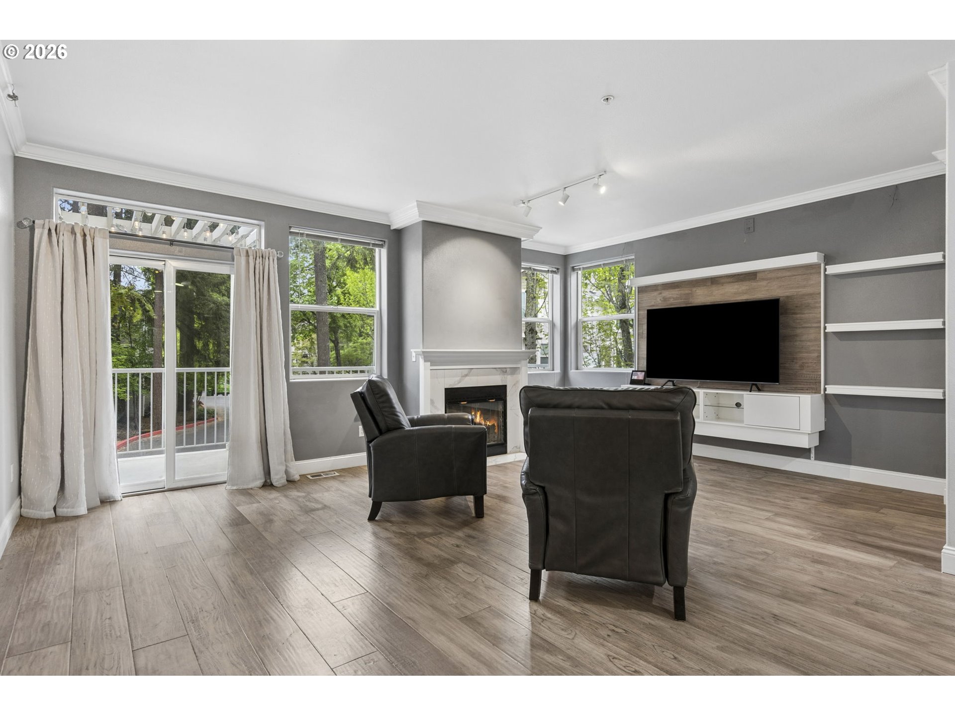 14172 Southwest Barrows Road, Unit 1 Portland, OR 97223 - Photo 5 of 38