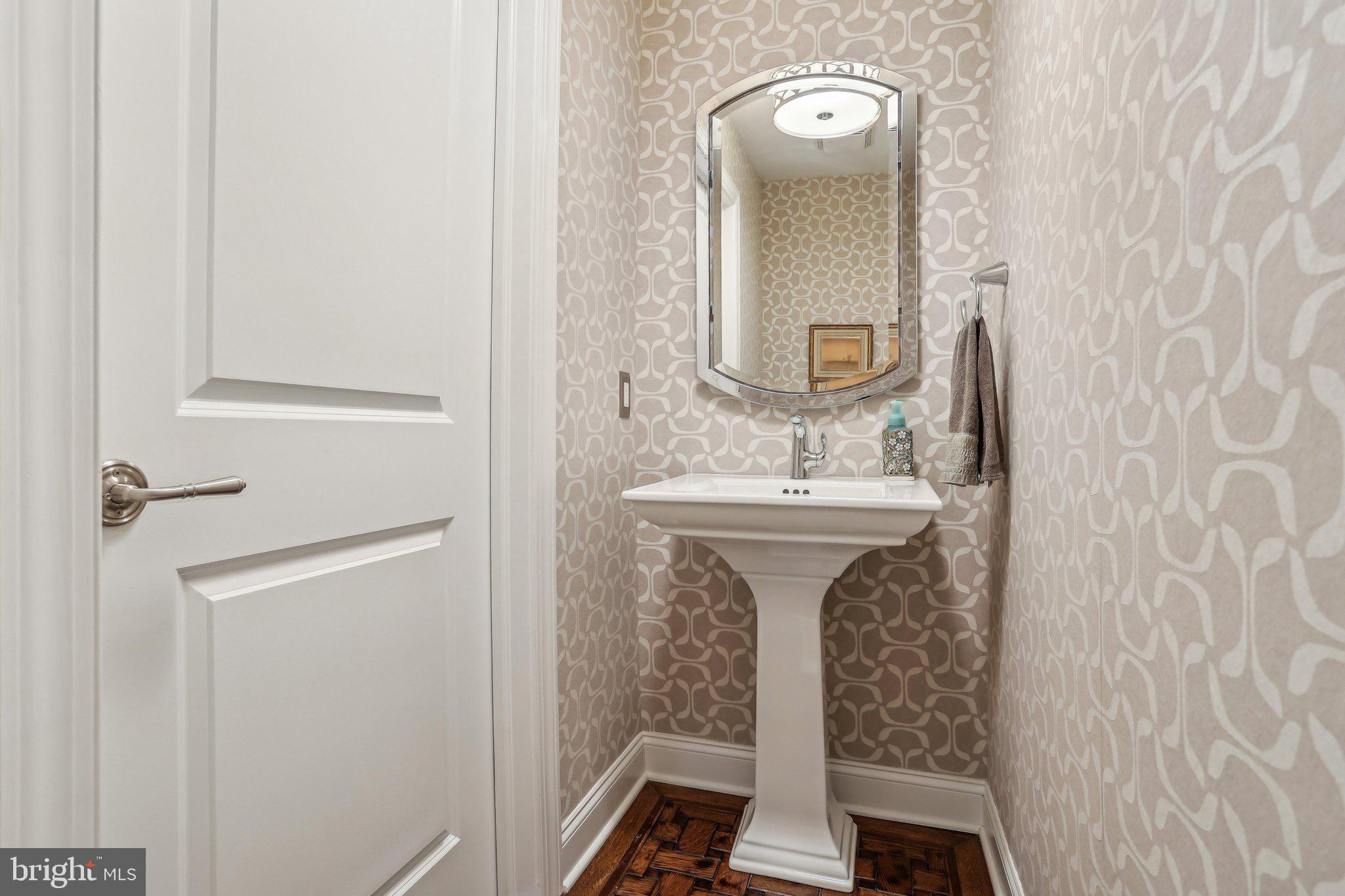 6 Stowe Drive Shamong, NJ 08088 - Photo 26 of 76 Powder room