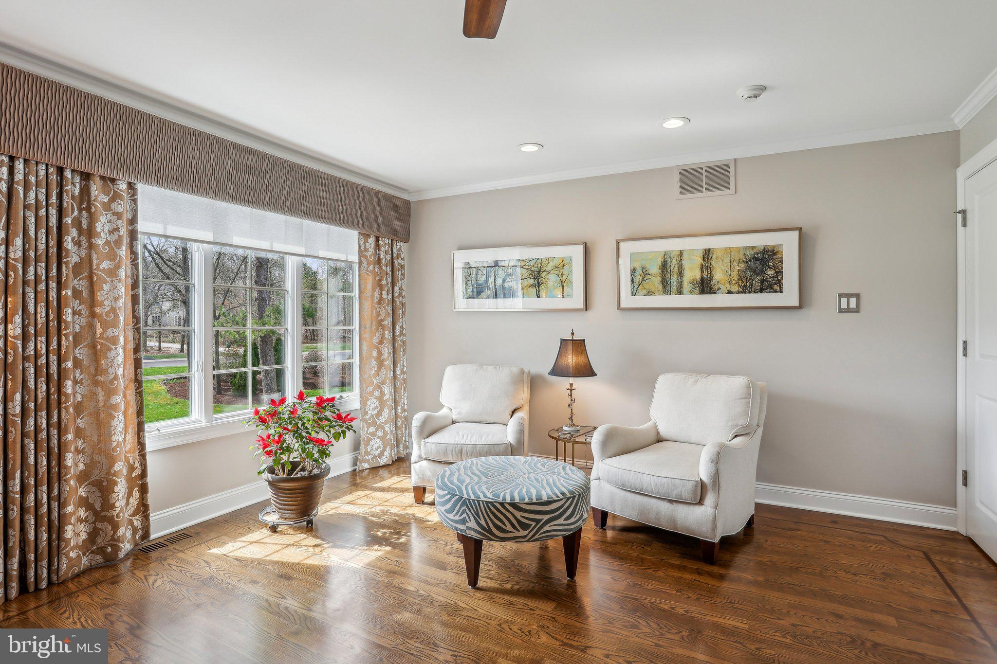 6 Stowe Drive Shamong, NJ 08088 - Photo 32 of 76 Sitting Area