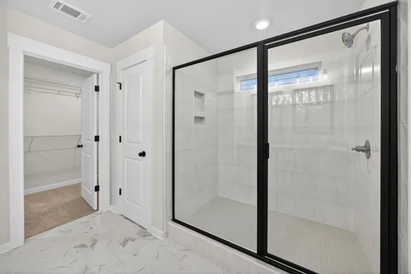 $3,400 | 9175 Glimmer Lane, Ooltewah, TN 37363