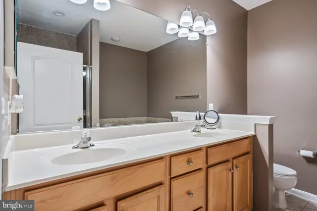 a bathroom with bathtub