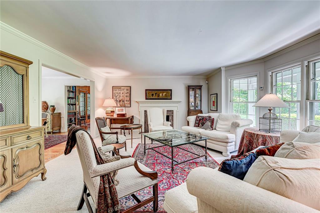 5775 Hunterglen Road Indianapolis, IN 46226 - Photo 8 of 50 Gallery Image 8