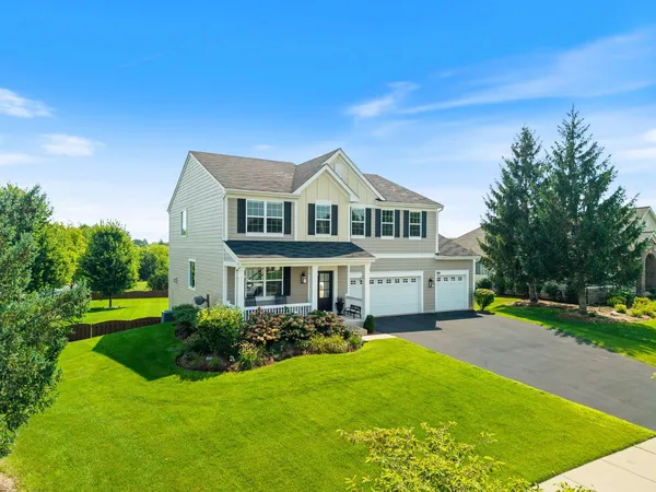 $610,000 | 391 Copper Springs Lane, Elgin, IL 60124