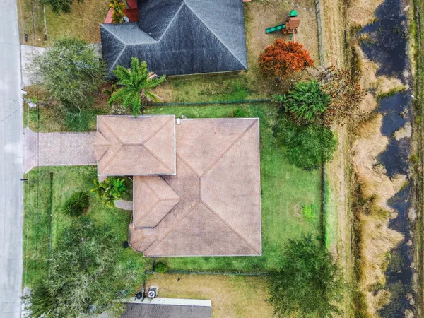 $569,000 | 2334 Southwest Webster Lane, Port St. Lucie, FL 34953