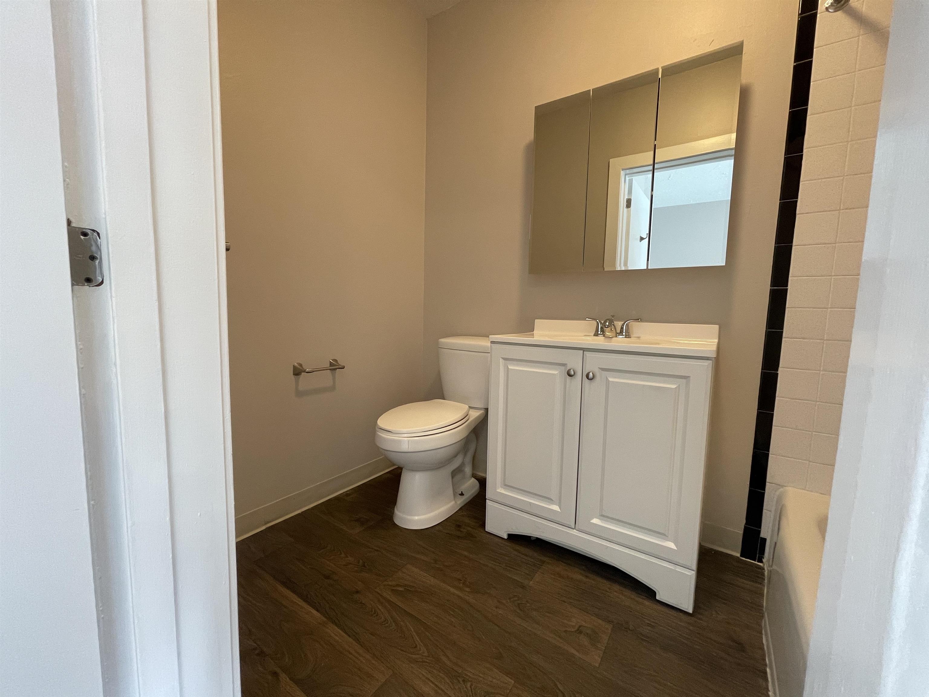 1101 Elm Street, Unit 203 Manchester, NH 03101 - Photo 5 of 6
