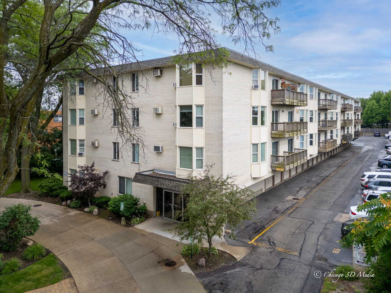 8232 Niles Center Road, Unit 312 Skokie, IL 60077 - Photo 2 of 22