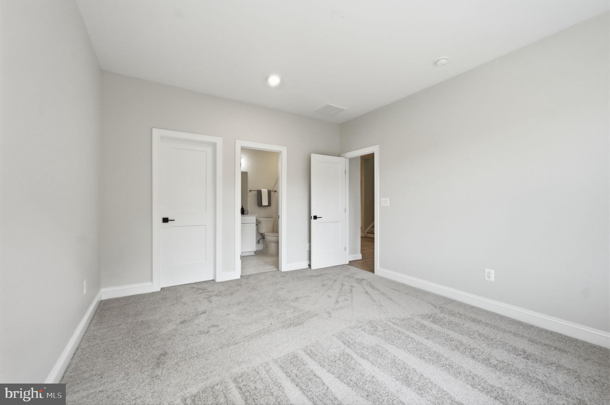 18871 Woodburn Road Leesburg, VA 20175 - Photo 55 of 89 Gallery Image 55