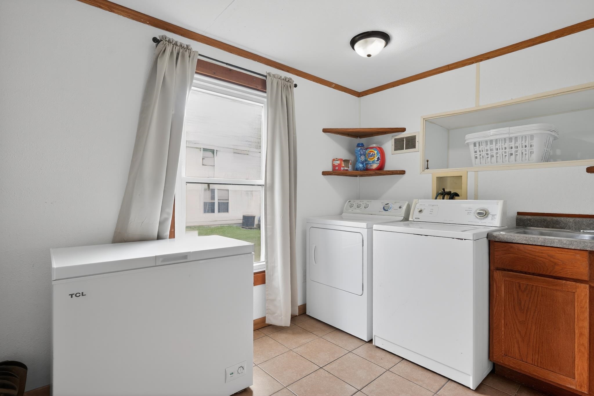 423 Mulberry Street Baraboo, WI 53913 - Photo 22 of 37