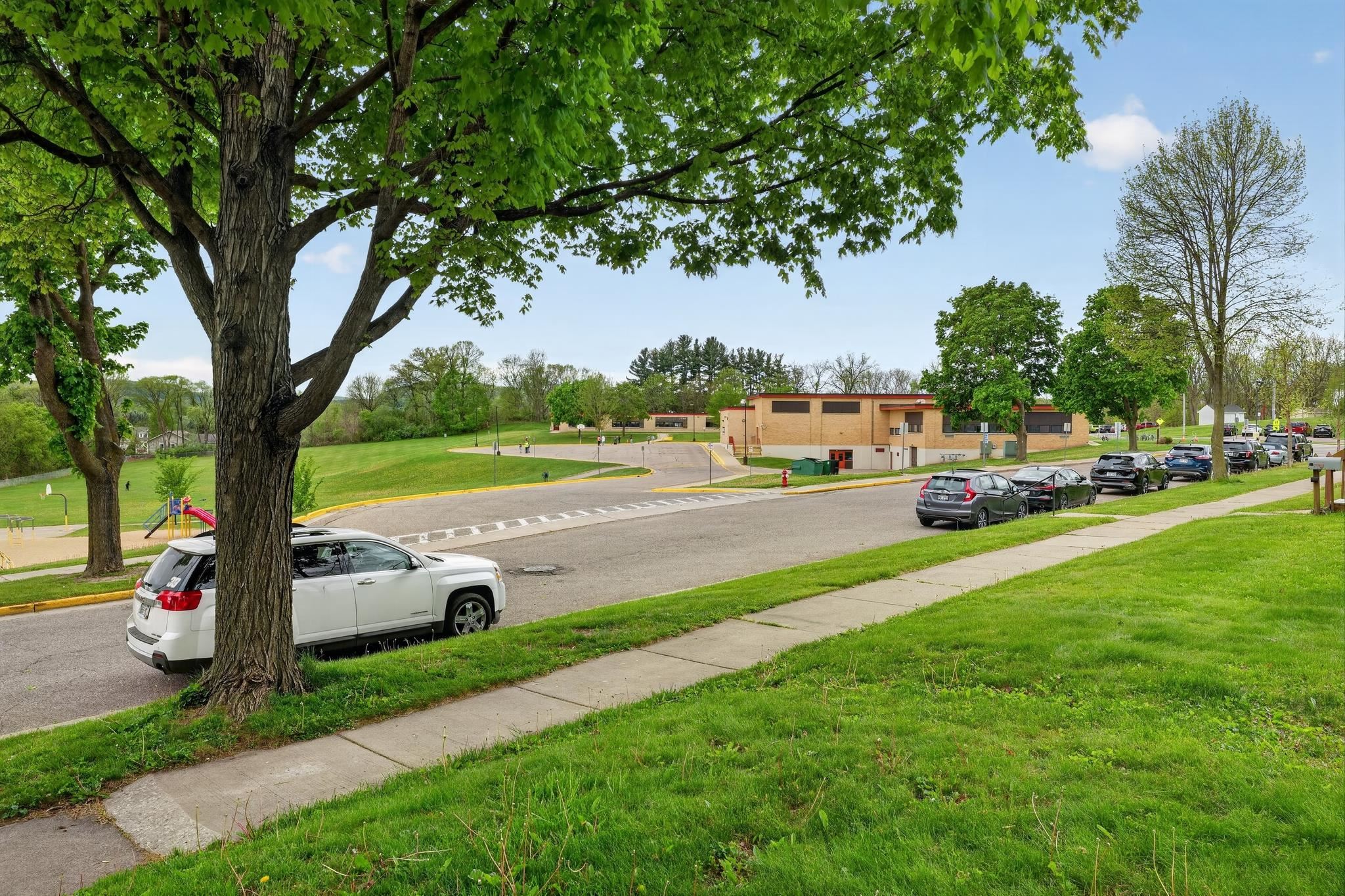423 Mulberry Street Baraboo, WI 53913 - Photo 36 of 37
