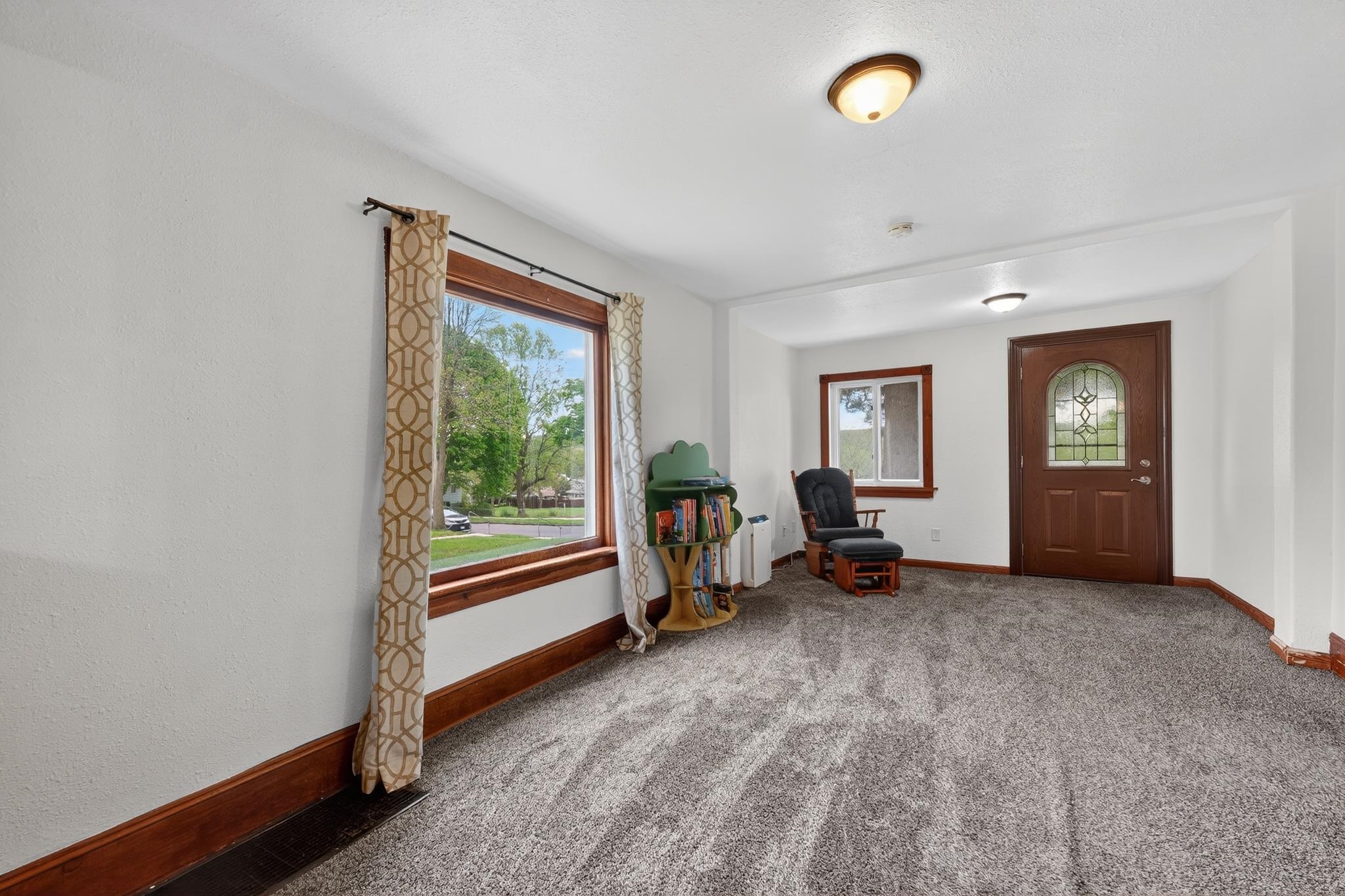 423 Mulberry Street Baraboo, WI 53913 - Photo 7 of 37