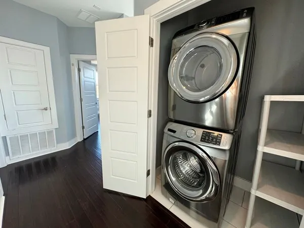 $2,250 | 6201 Felix Avenue, Unit A, Austin, TX 78741
