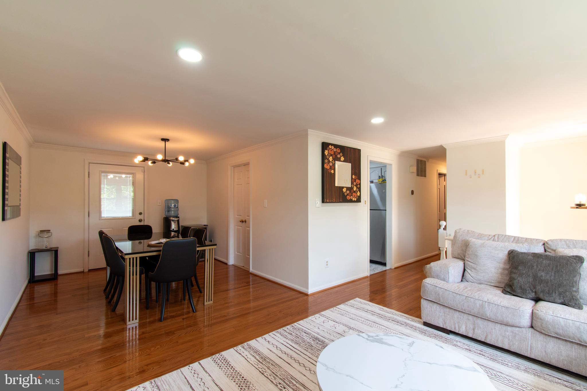 9336 Burke Road Burke, VA 22015 - Photo 11 of 37 Gallery Image 11