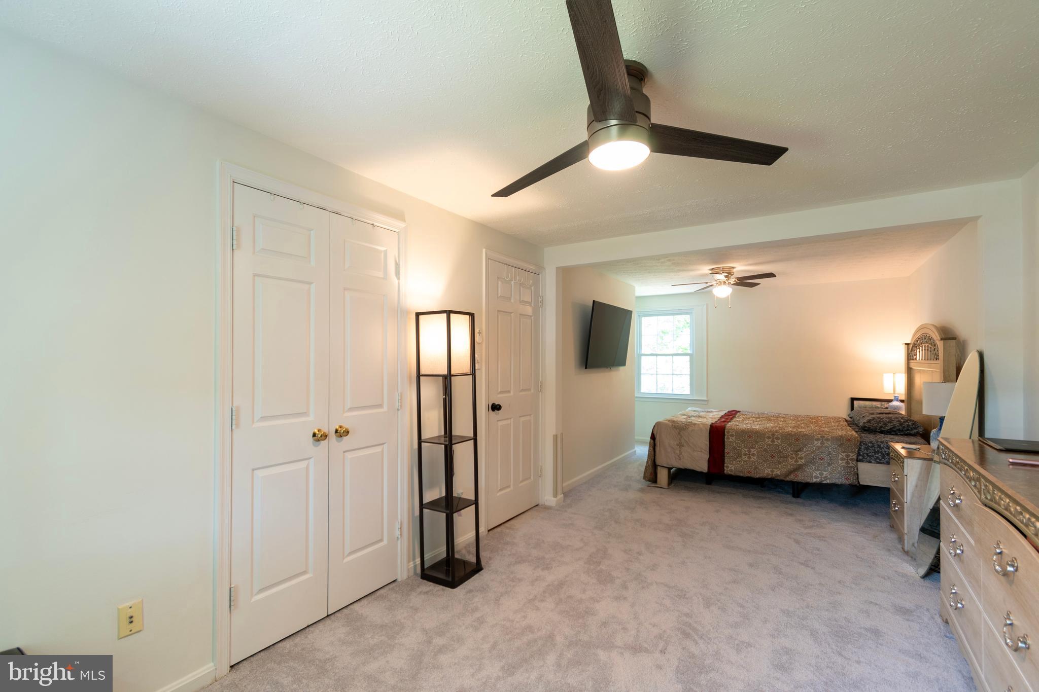 9336 Burke Road Burke, VA 22015 - Photo 18 of 37 Gallery Image 18