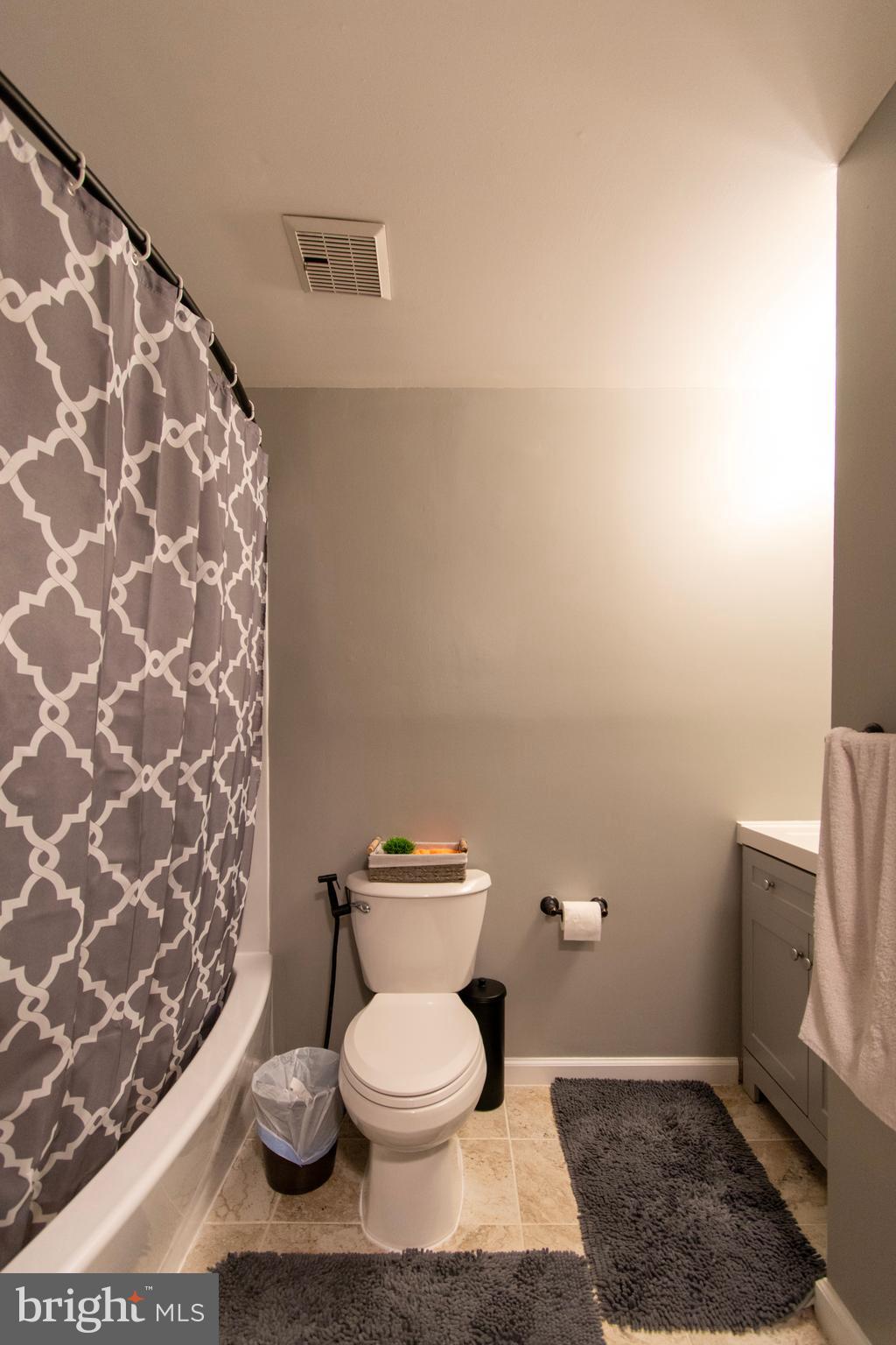 9336 Burke Road Burke, VA 22015 - Photo 24 of 37 Gallery Image 24