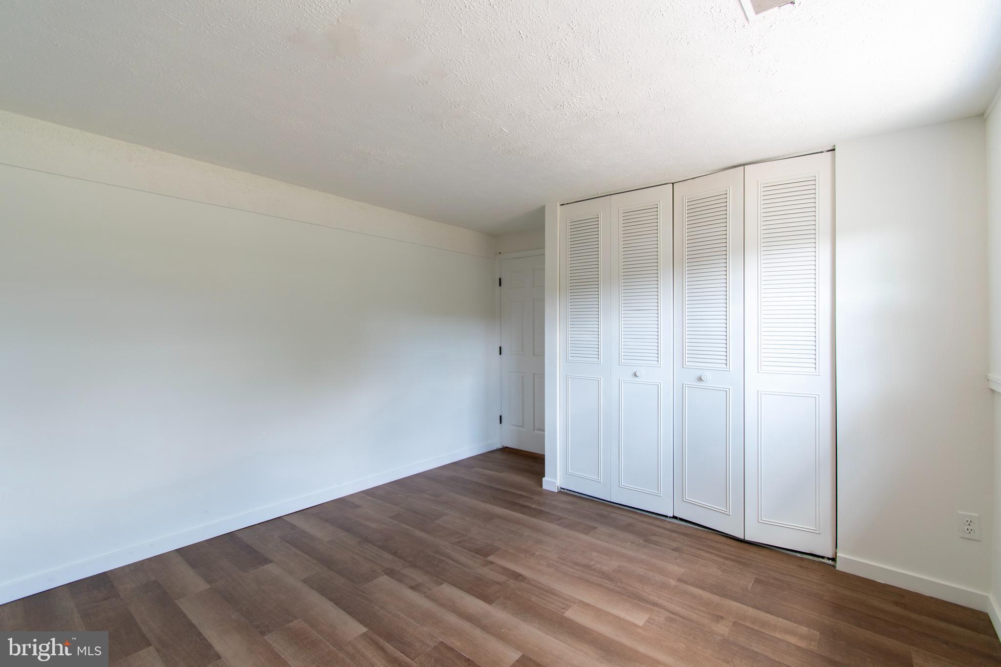 9336 Burke Road Burke, VA 22015 - Photo 29 of 37 Gallery Image 29