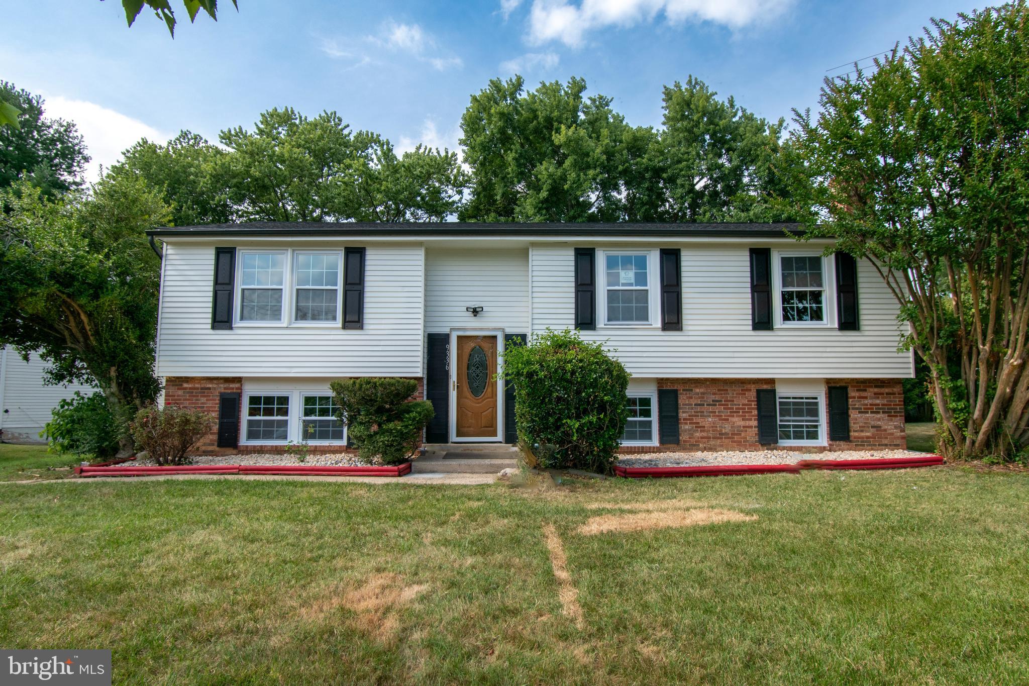 9336 Burke Road Burke, VA 22015 - Photo 3 of 37 Gallery Image 3