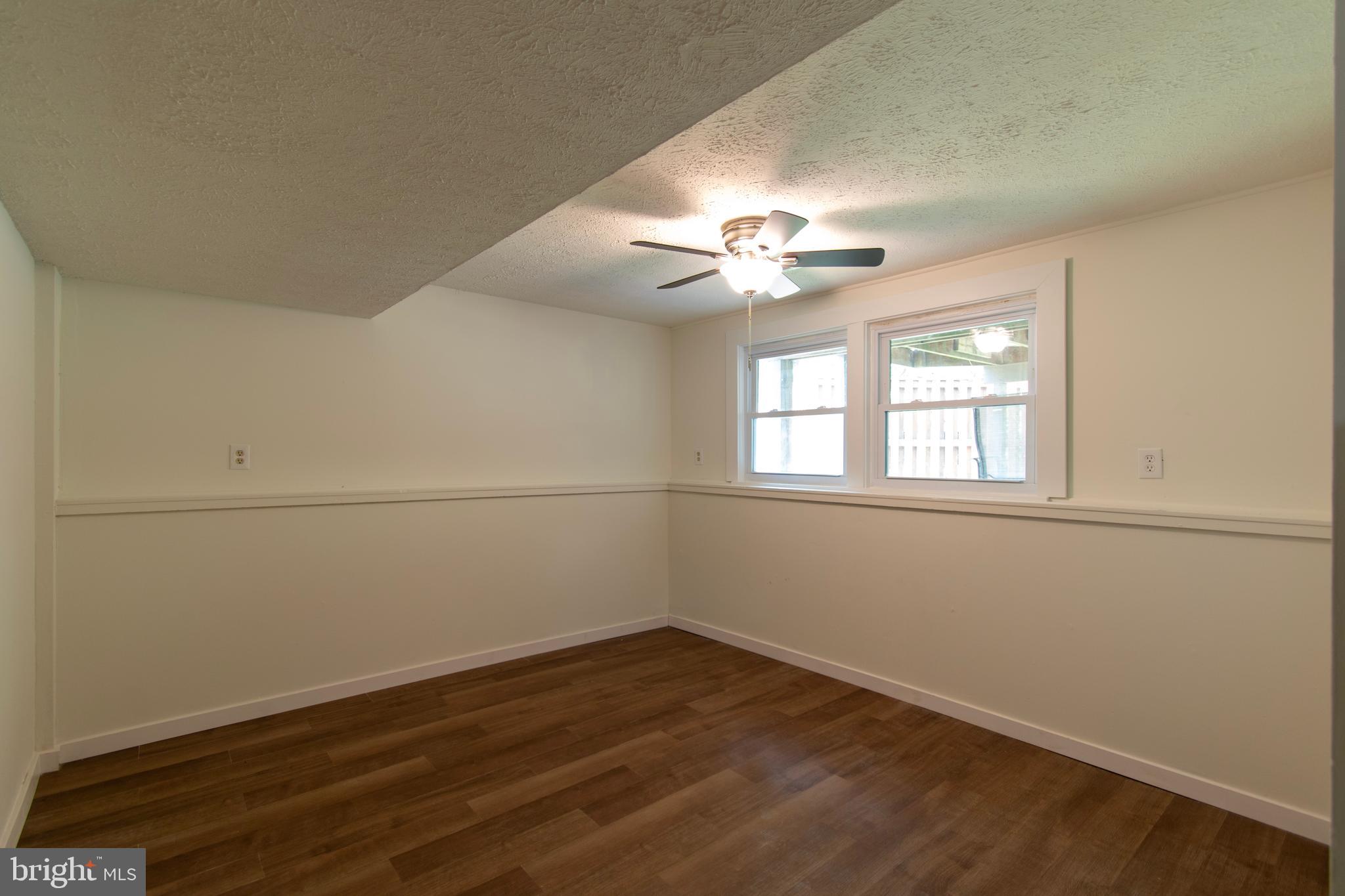 9336 Burke Road Burke, VA 22015 - Photo 31 of 37 Gallery Image 31