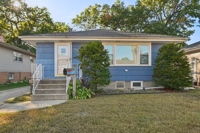 $264,900 | 18036 Oakley Avenue, Lansing, IL 60438
