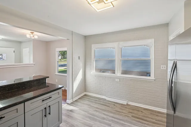 $264,900 | 18036 Oakley Avenue, Lansing, IL 60438