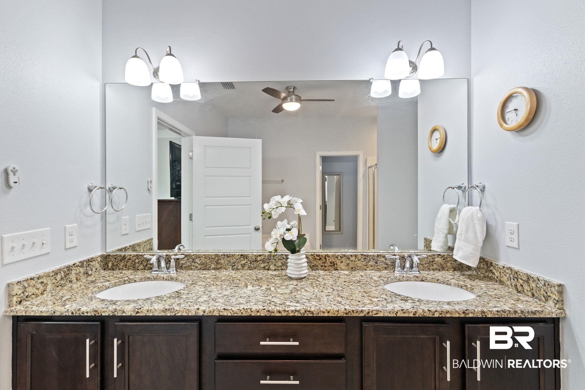 31541 Hoot Owl Road Daphne, AL 36527 - Photo 24 of 51 Bathroom featuring dual vanity and ceiling fan