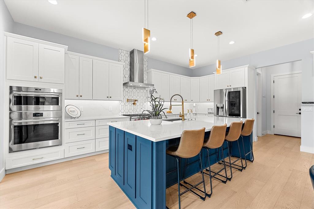 2707 North Ridgewood Avenue Tampa, FL 33602 - Photo 18 of 86