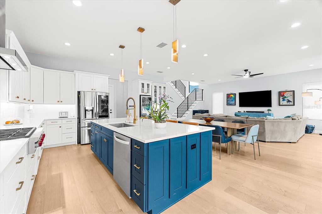 2707 North Ridgewood Avenue Tampa, FL 33602 - Photo 20 of 86