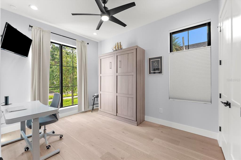 2707 North Ridgewood Avenue Tampa, FL 33602 - Photo 27 of 86