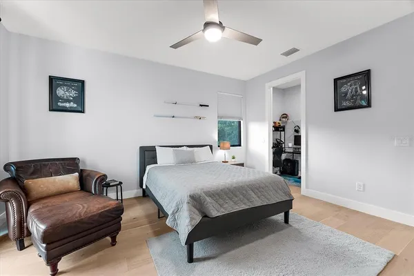 a view of an outdoor dining space with seating area