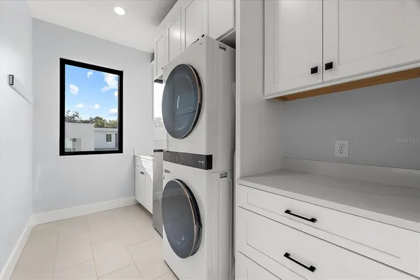 $1,749,990 | 2707 North Ridgewood Avenue, Tampa, FL 33602