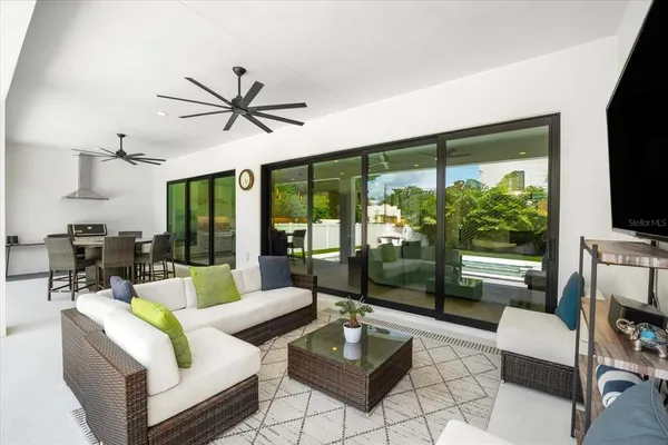 $1,749,990 | 2707 North Ridgewood Avenue, Tampa, FL 33602