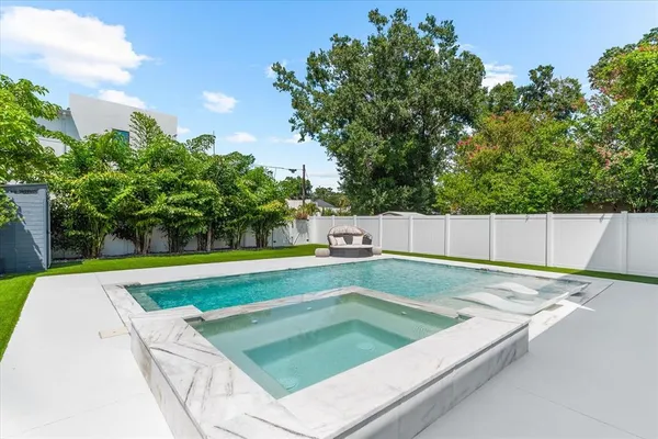 $1,749,990 | 2707 North Ridgewood Avenue, Tampa, FL 33602