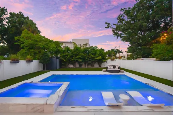 $1,749,990 | 2707 North Ridgewood Avenue, Tampa, FL 33602