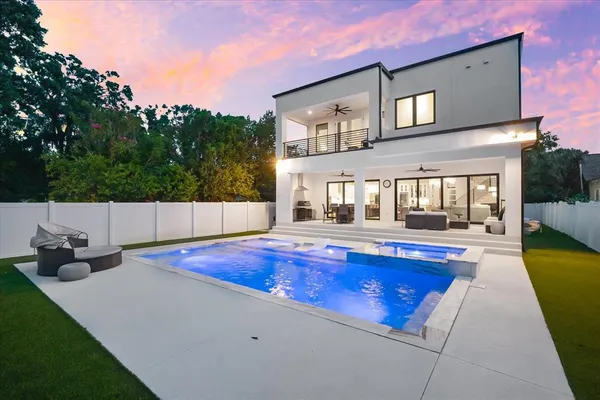 $1,749,990 | 2707 North Ridgewood Avenue, Tampa, FL 33602