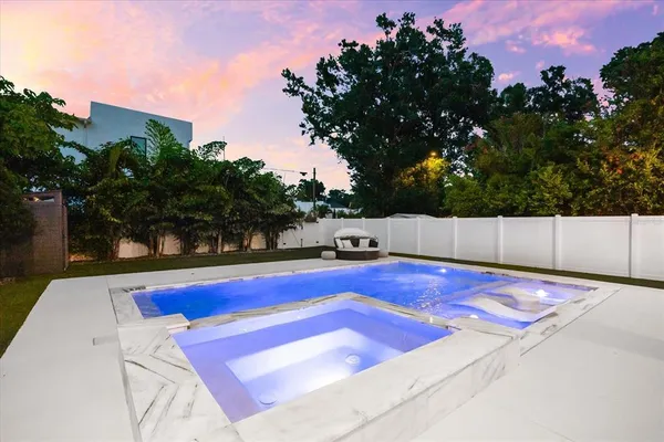 $1,749,990 | 2707 North Ridgewood Avenue, Tampa, FL 33602