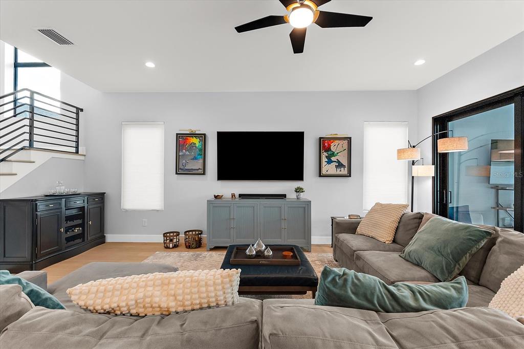 2707 North Ridgewood Avenue Tampa, FL 33602 - Photo 8 of 86