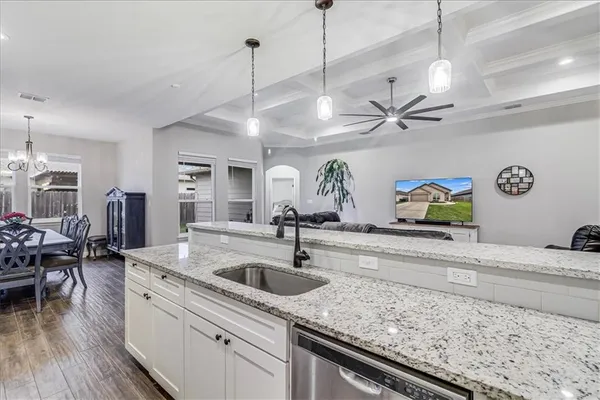 $2,950 | 3833 Pennine Way, Corpus Christi, TX 78414