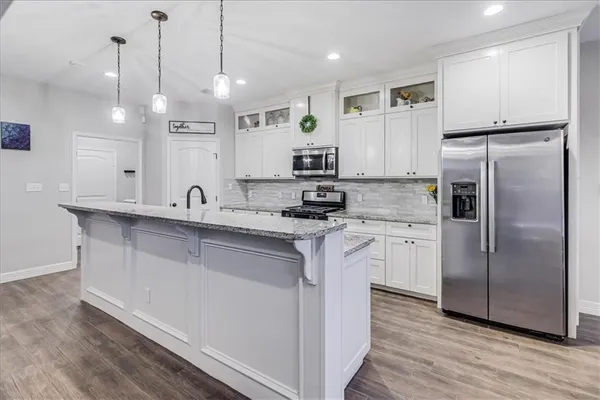 $2,950 | 3833 Pennine Way, Corpus Christi, TX 78414