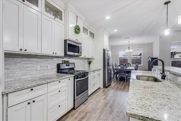 $2,950 | 3833 Pennine Way, Corpus Christi, TX 78414