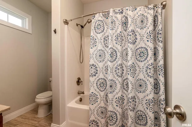 $374,900 | 103 Excalibur Drive, Carterville, IL 62918