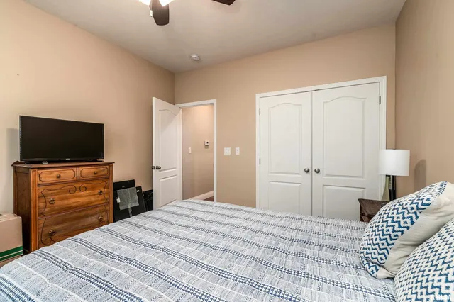 $374,900 | 103 Excalibur Drive, Carterville, IL 62918