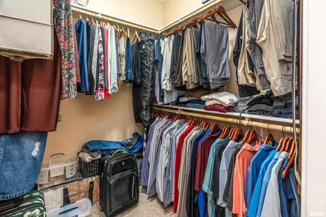 $374,900 | 103 Excalibur Drive, Carterville, IL 62918