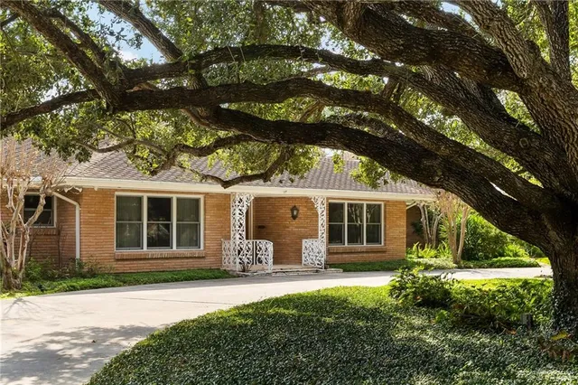 $1,250,000 | 801 Kendlewood Avenue, McAllen, TX 78501