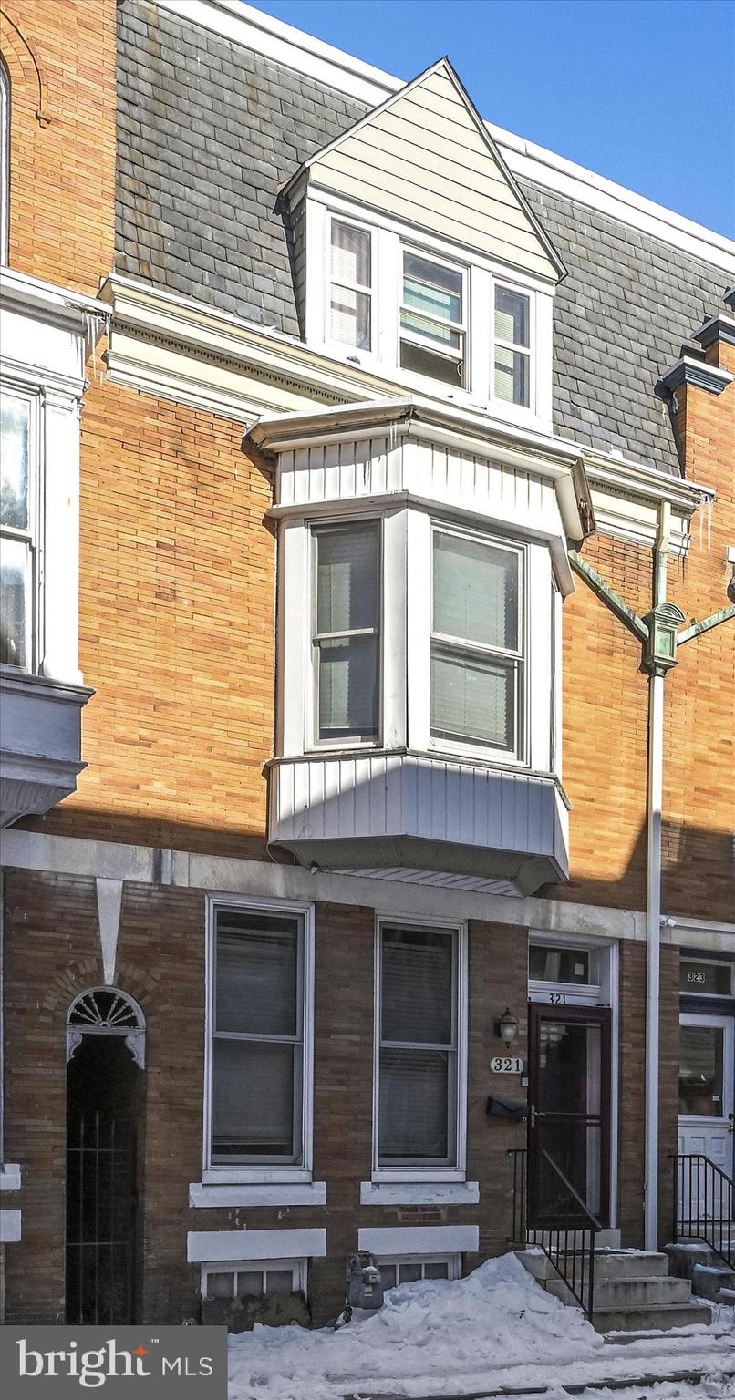 321 East Poplar Street York, PA 17403 - Photo 3 of 32 Exterior Front