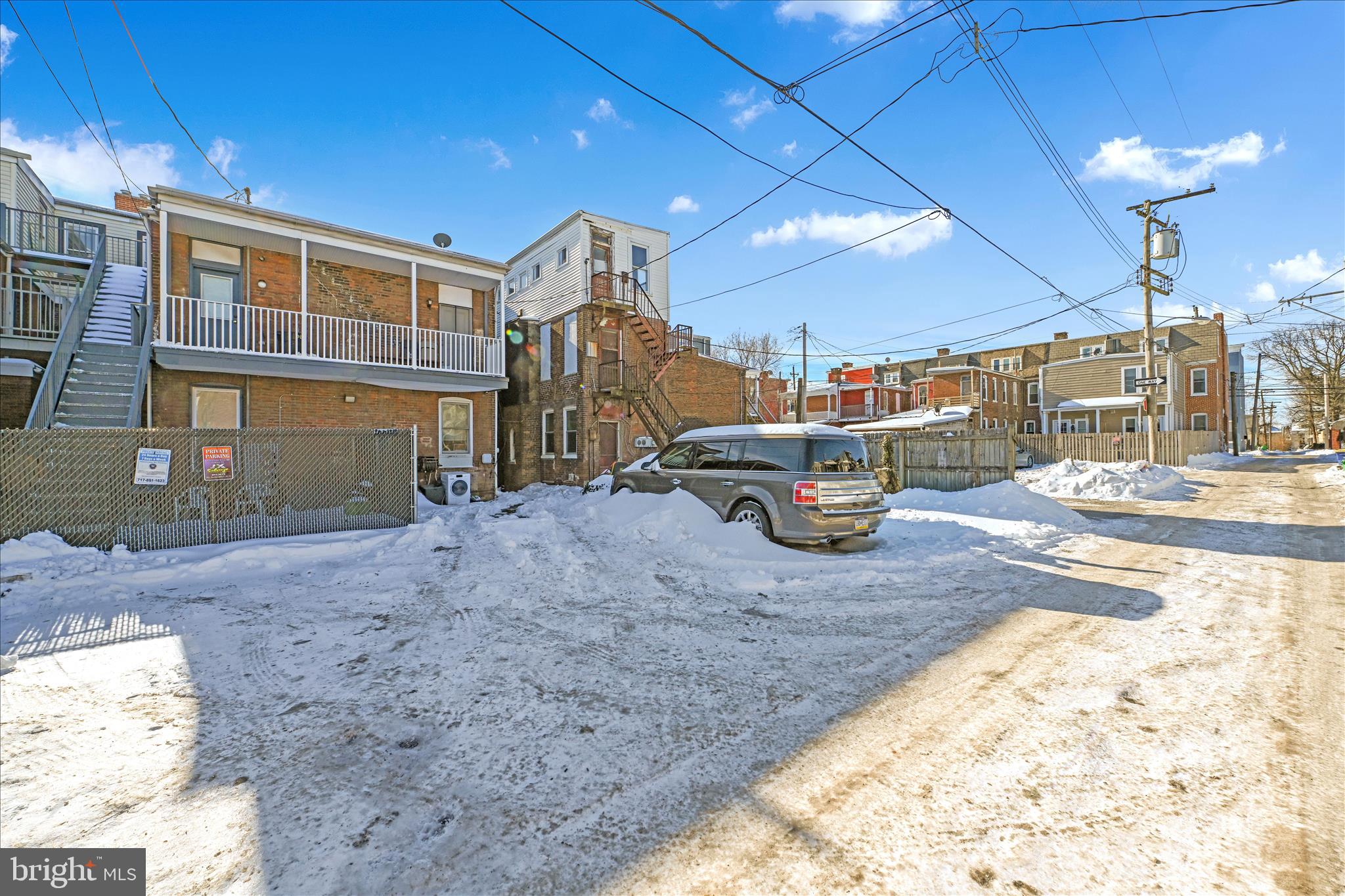 321 East Poplar Street York, PA 17403 - Photo 32 of 32 Exterior Back