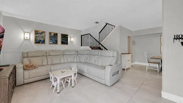 $405,000 | 8186 Northwest 98th Lane, Unit 123, Hialeah Gardens, FL 33016